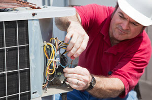 contractor performing an ac tuneup